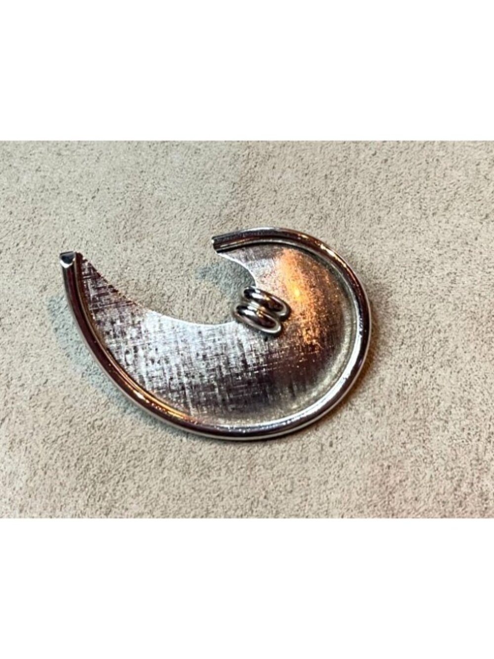 Vintage Marvella Silver Tone Brooch Pin Brushed Modernist Wave MCM